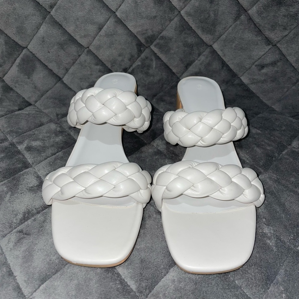 Knotted Heeled Slippers